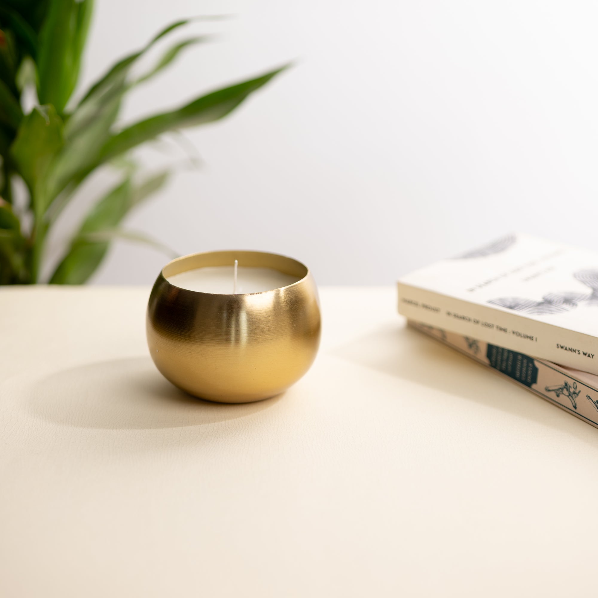 Trinaa Candle Single