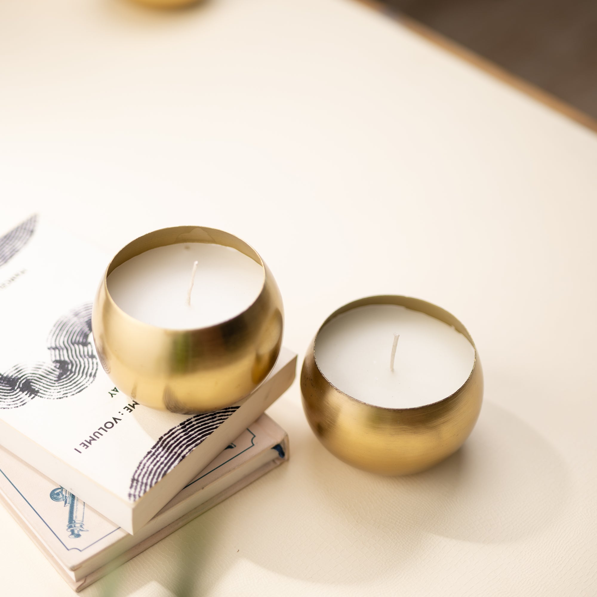 Trinaa Candle Set of 2