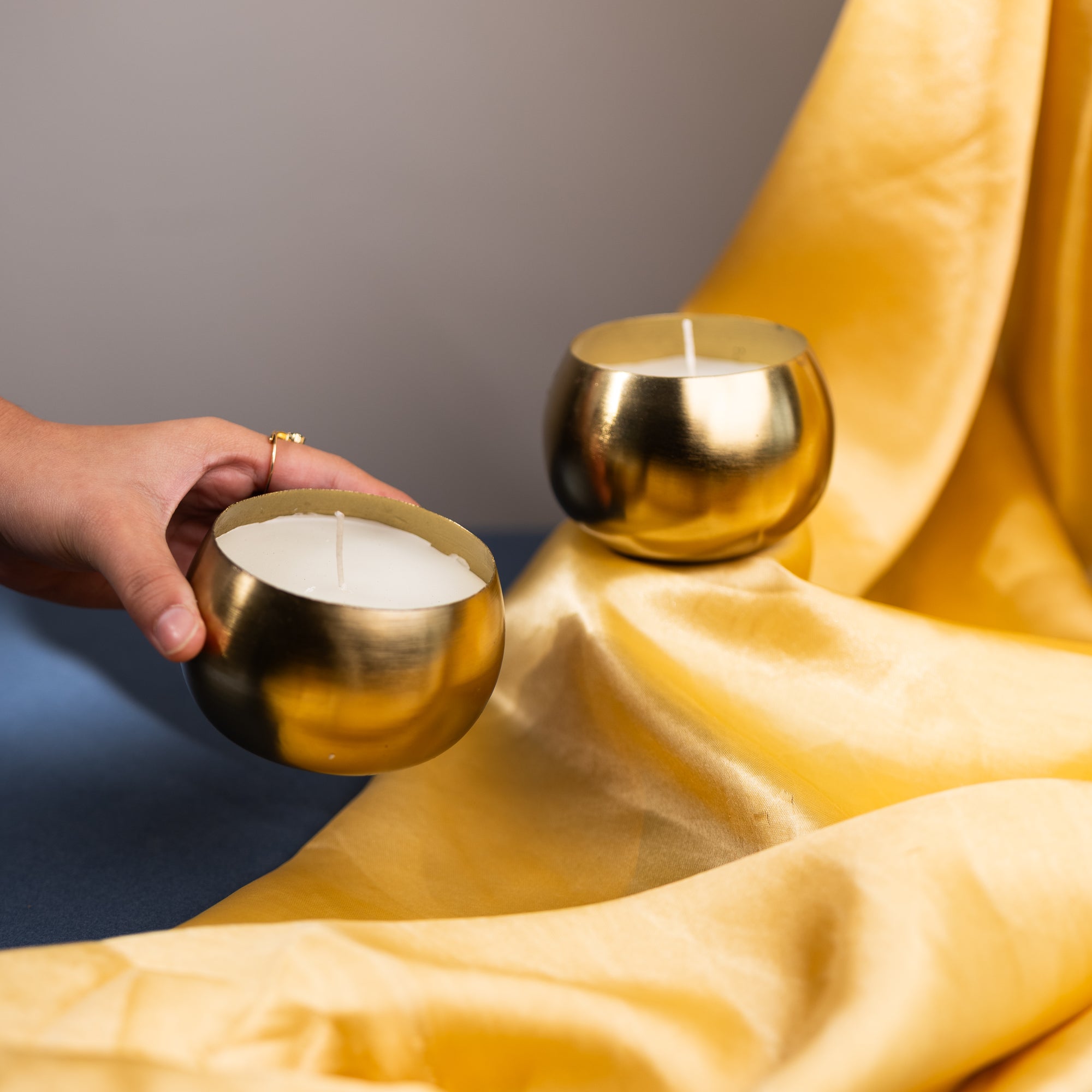 Trinaa Candle Set of 2